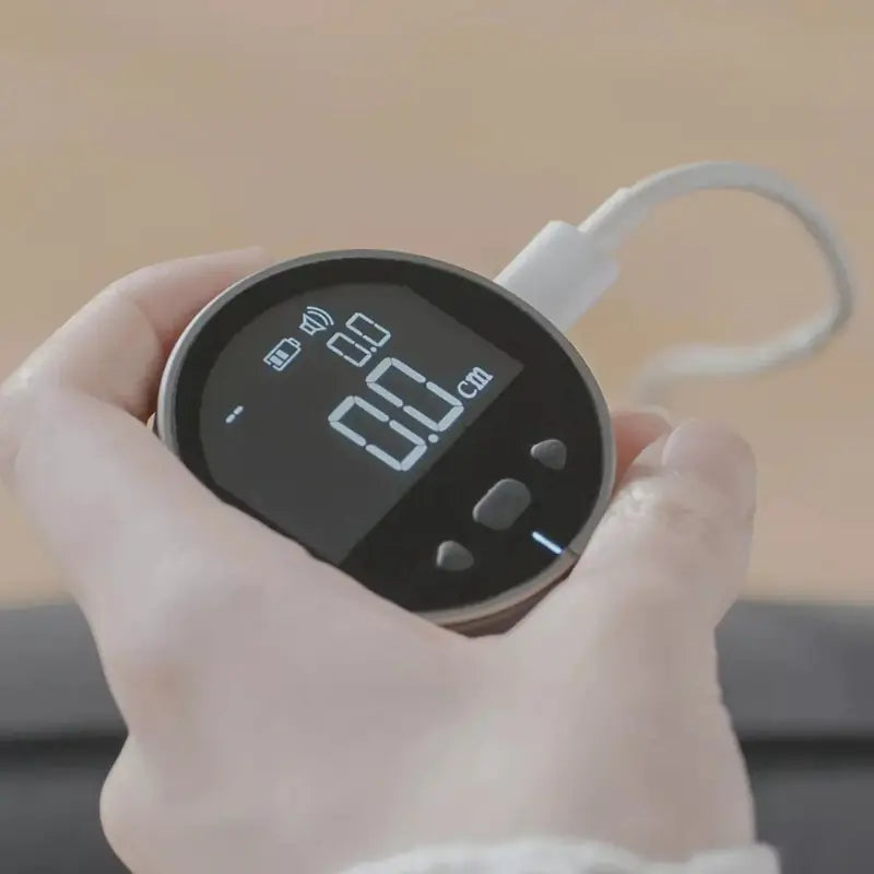 Electronic digital measuring tape